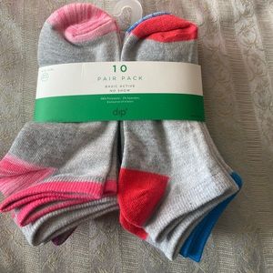 10 pack NWT girls socks